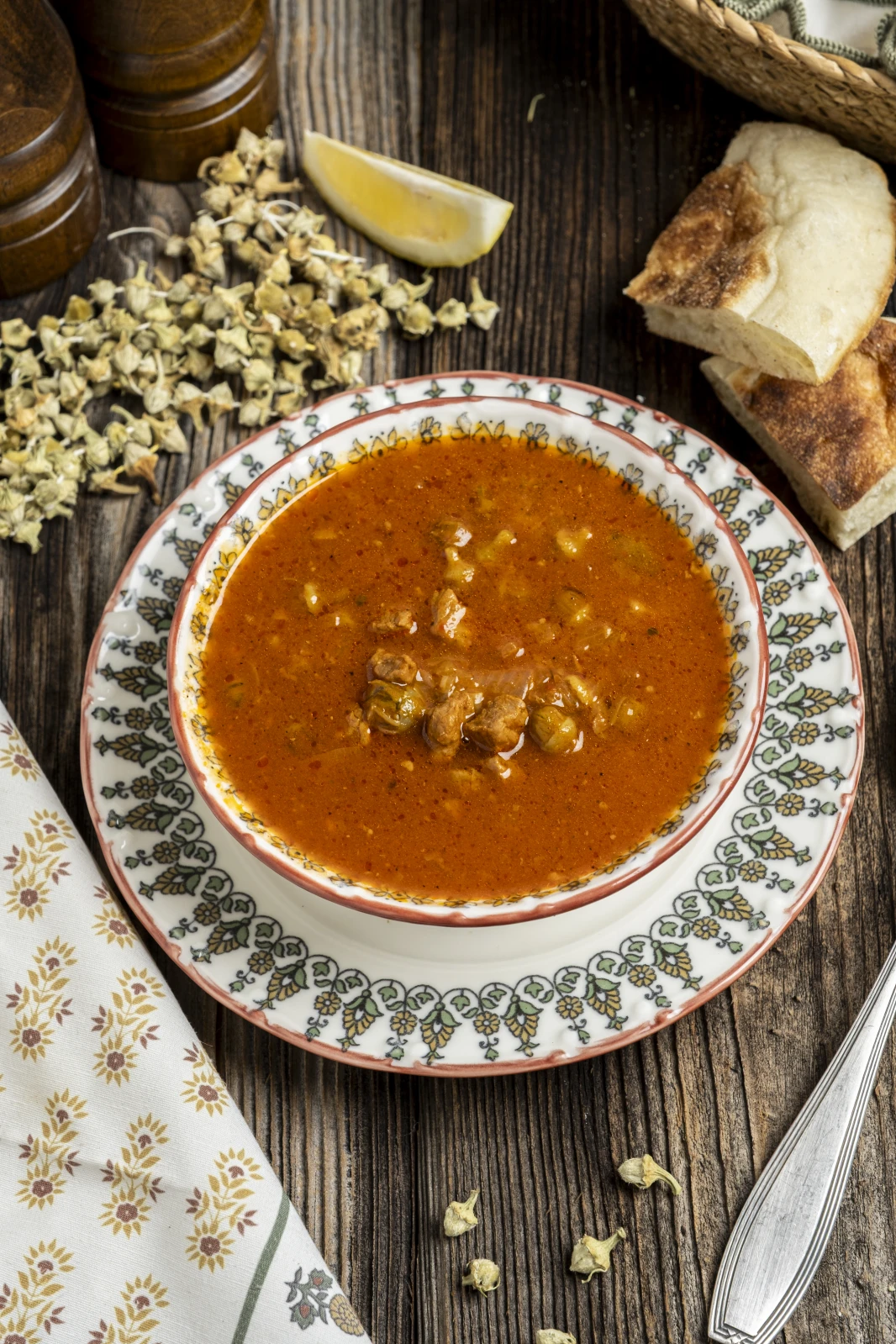 BAMYA ÇORBASI ( HAFTA İÇİ 16:00 HAFTA SONU TÜM GÜN SERVİS )