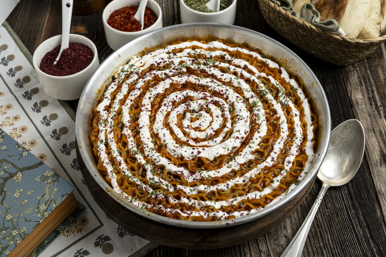 TEPSİ MANTISI